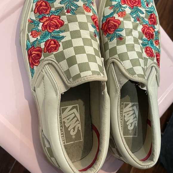 Limited Edition: Floral Embroidered Vans Slip Ons - Picture 5 of 7
